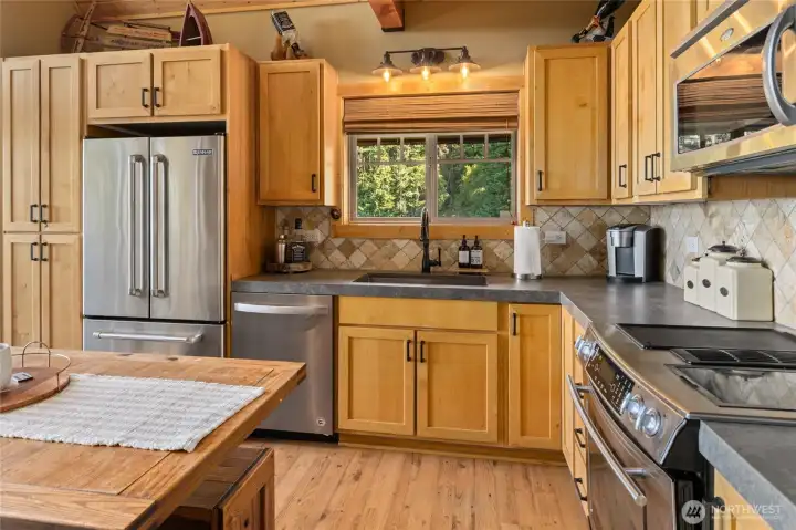 Kitchen provides plenty of storage.
