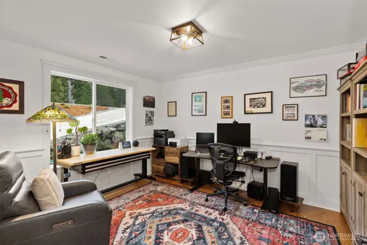 Dedicated office off entry.