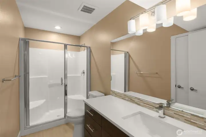 Lower-level guest bath