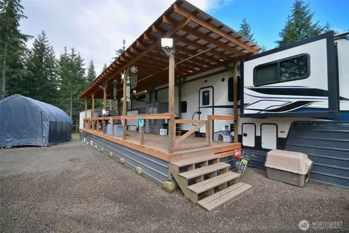 large deck, storage and laundry for easy rv living