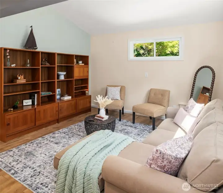 Guest suite seating area.