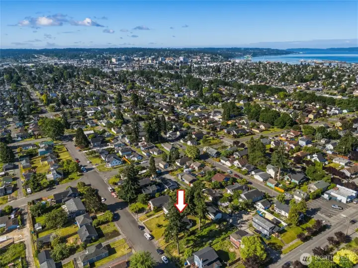 Less commuting, more living—minutes from Boeing / Paine Field, Naval Station Everett & Amazon Warehouse. Less commuting, more living—minutes from Boeing / Paine Field, Naval Station Everett & Amazon Warehouse.