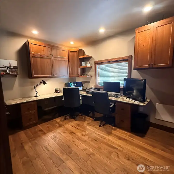 den/office