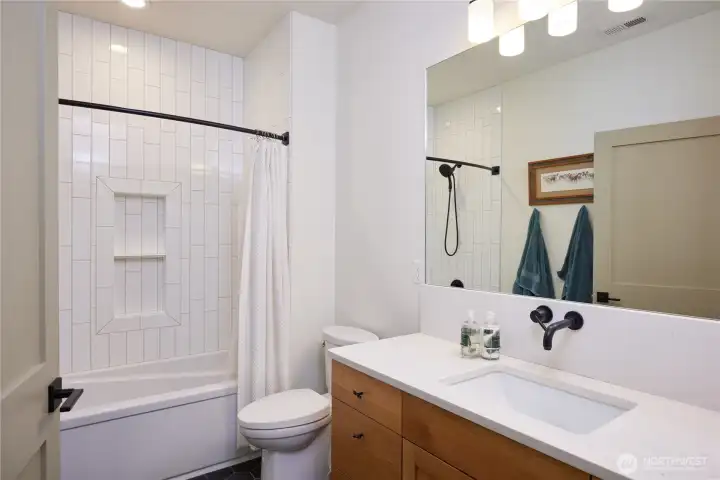 Full 2nd Bath