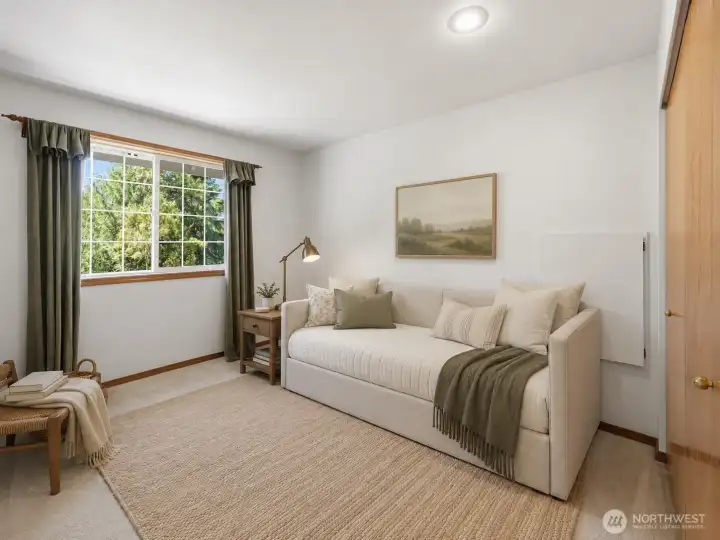 Guest Room - virtually staged
