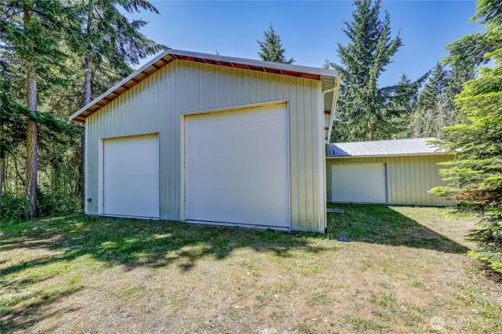Giant Garage/Shop