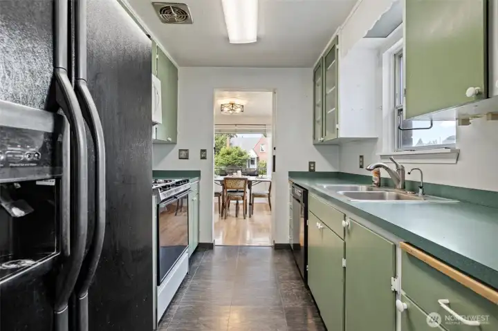 Pass-through kitchen