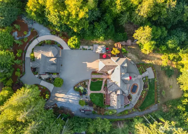 Over 4 acres of privacy...