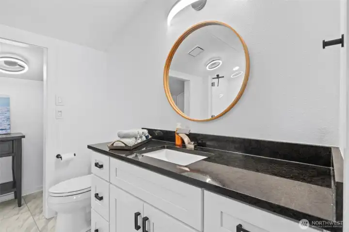 Loft Family Room Bath
