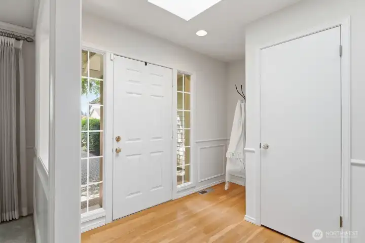 Storage at the entry
