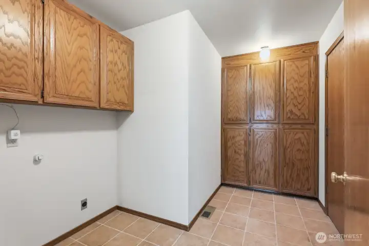 Laundry room with extra storage