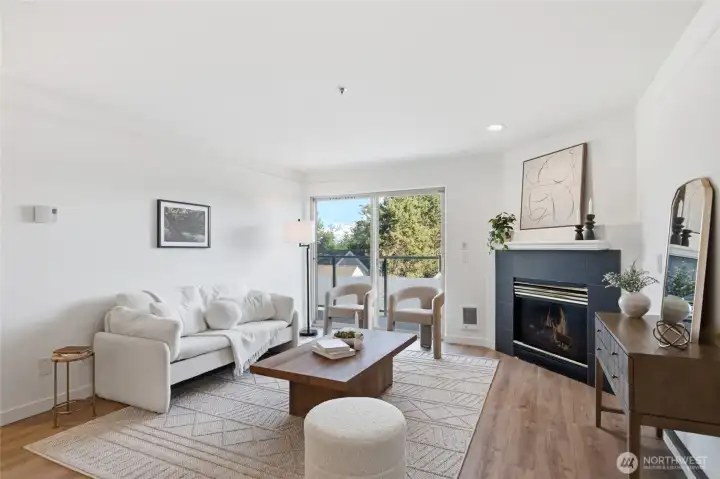 Living Room with MOUNT RAINIER VIEW