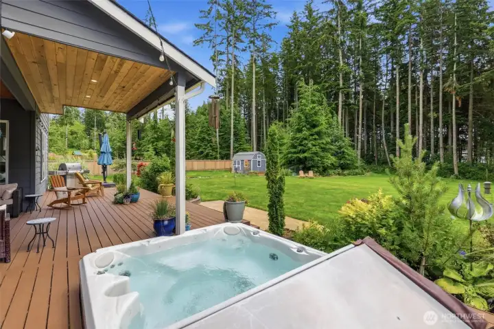 Hot tub is sunken into the deck! Hot tub is sunken into the deck!