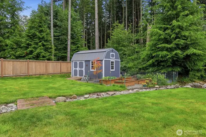 Toy shed, perfect place to store the yard equipment and toys! Toy shed, perfect place to store the yard equipment and toys!