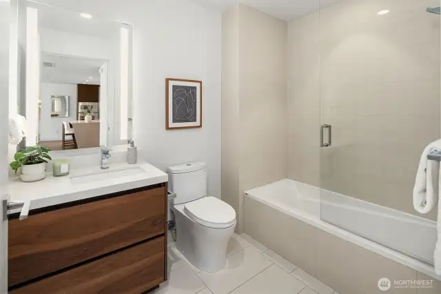 Secondary bathroom is a 5 piece bath.