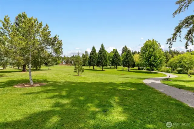 Just blocks from the house are walking trails and community amenities such as Medina Park, Overlake Golf and Country Club, St. Thomas School and Church, the local market and Medina Beach.