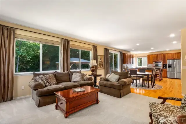 This area is the heart of daily life. An informal gathering space off the kitchen offers casual comfort, where one tends to lounge and binge-watch shows.