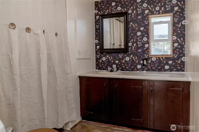 Full Bath