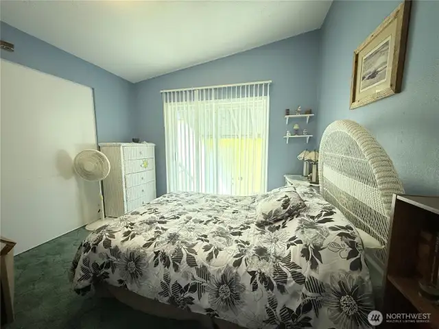 Guest bedroom