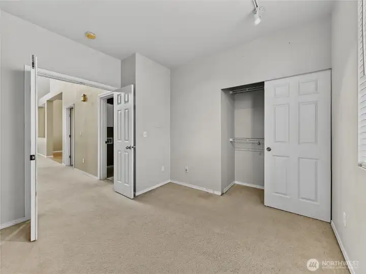 Office/Bedroom Main Floor