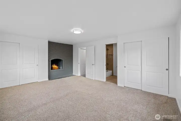 Large primary bedroom with en-suite bath