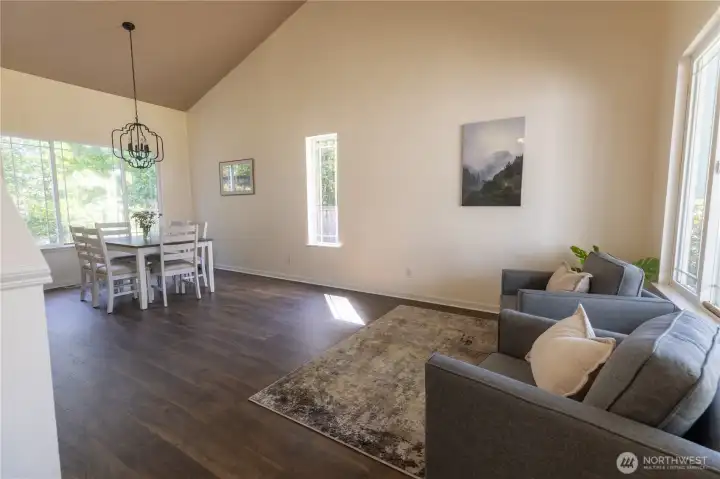 Front living room & Dining room
