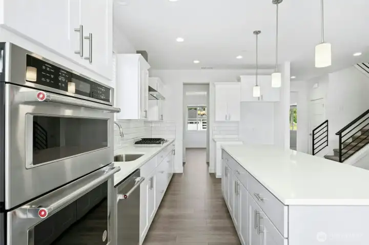 This is a general representation of floor plan and may vary from actual home constructed. Features in photos, upgrades, elevation, materials, dimensions and layout all subject to change without notice.