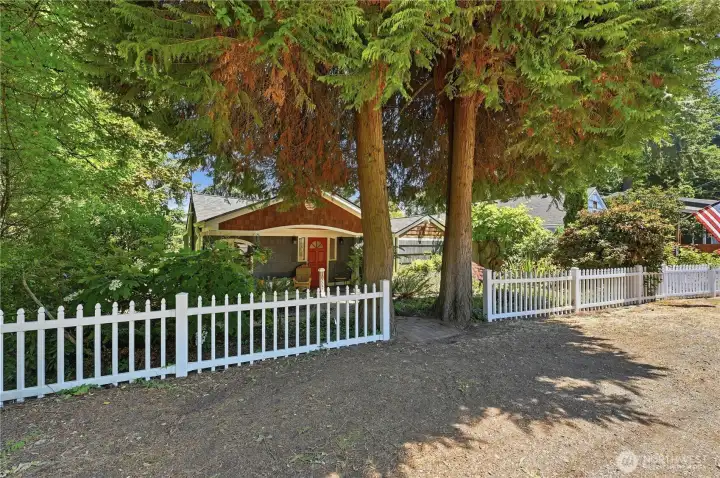 Tucked away off the road, this well-loved home offers a private suburban getaway. Tucked away off the road, this well-loved home offers a private suburban getaway.