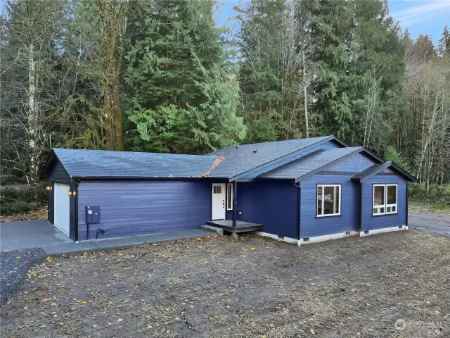 This Beautiful home is located at the very end of a dead end road! great privacy in the back yard with space for RV storage, and guest parking out front.