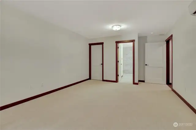 Facing North is the walk in closet, Primary bathroom, and exit. Just wait keep scrolling!