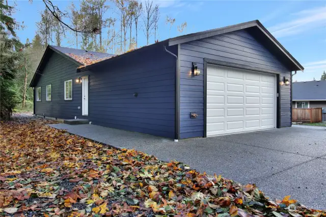 Oversized garage with a large backyard space and parking out front. Don't miss that hot water spigots outside the garage for cleaning your bikes, toys, trucks or really anything to dirty to come inside!