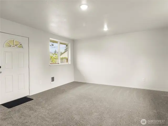 Potential 4th bedroom/Or ADU