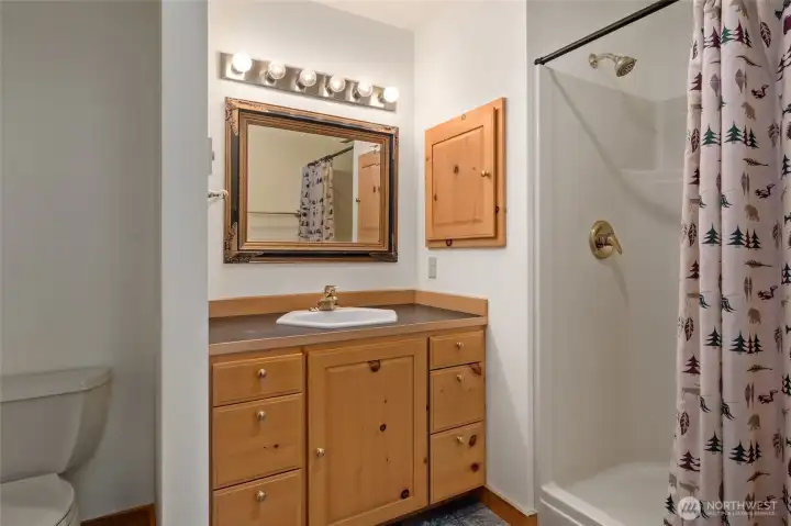 Primary bath