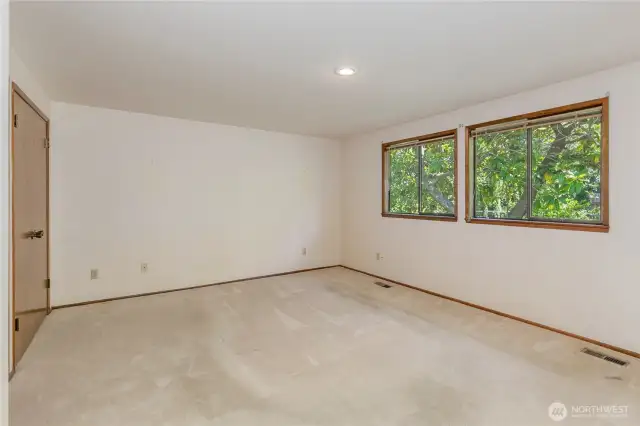 Huge 2nd Bedroom