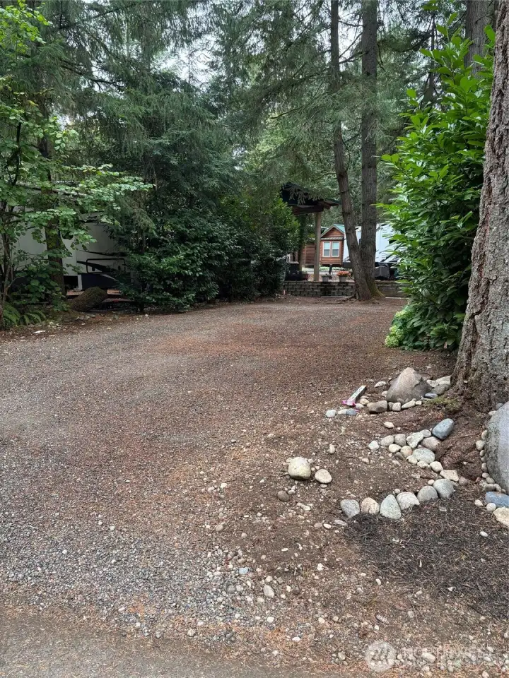 3 HEMLOCK 1837 SQ FT VACANT LOT WITH ALL UTILTIES