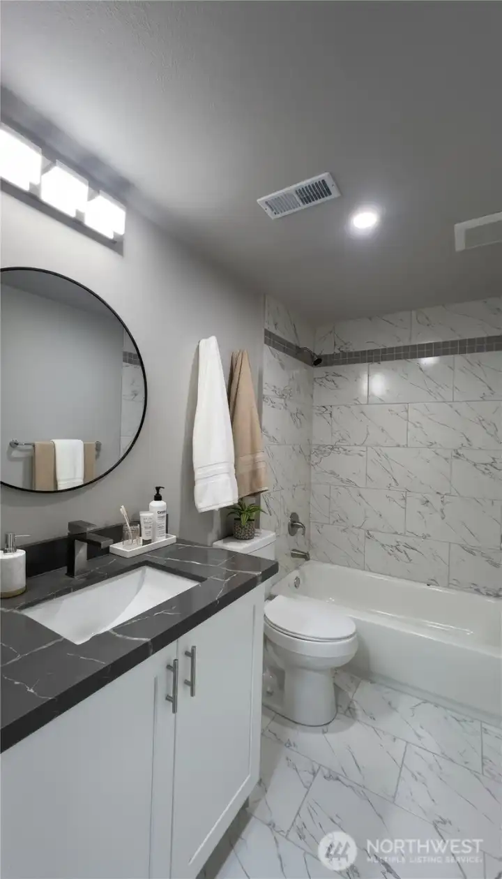 Main Bathroom Upstairs