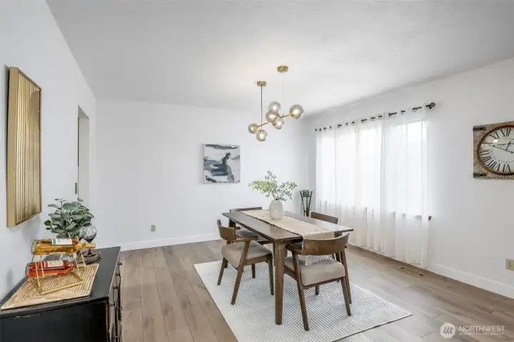 Lighting keeps with the mid-mod vibe-classy!