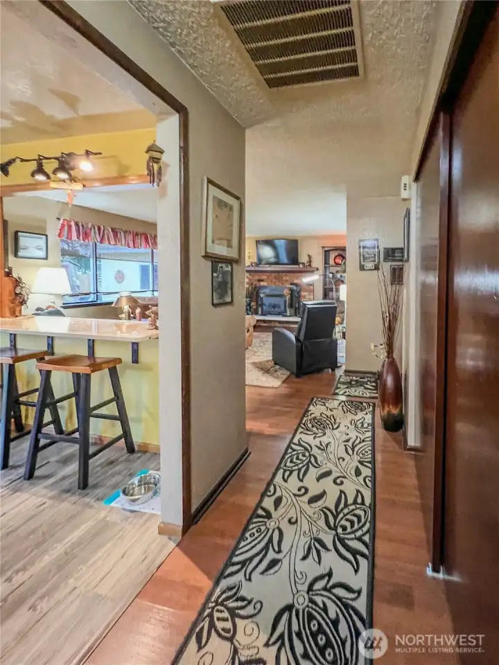 Very nice open entryway.