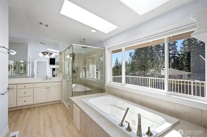 Primary bedroom bath