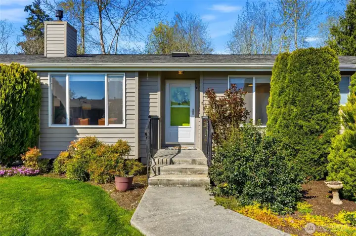 Adroable entry way