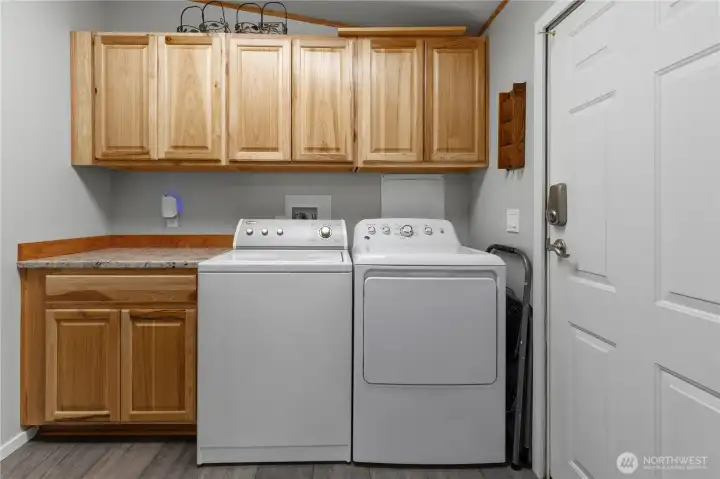 Main House Mud/Laundry Room