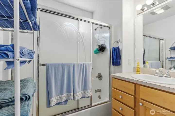 Guest House Bathroom