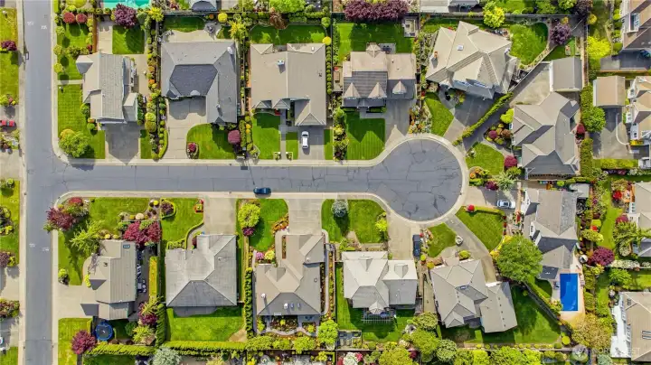 The gated Berkshire community features tree-lined streets and is ideally located near award-winning schools, Chambers Bay Golf Course, shopping, and I-5.