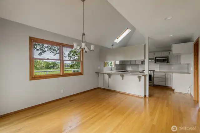 Dining room...