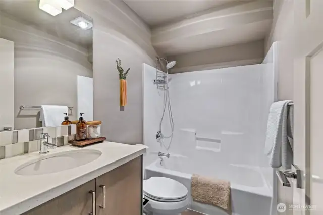 2nd Floor Bathroom