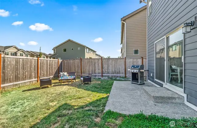 Large patio area off the slider from the kitchen