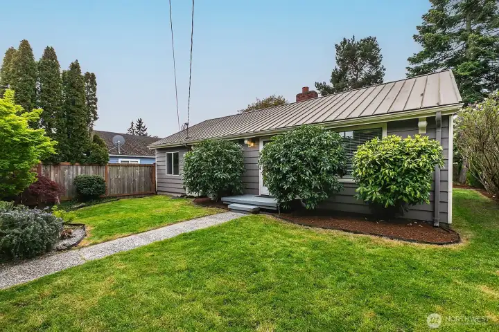 This one is so cute.... and has a wonderful feeling of being well cared for.... A true one level home that checks all of the bells and whistles.... Surprisingly Quiet inside or in the back yard