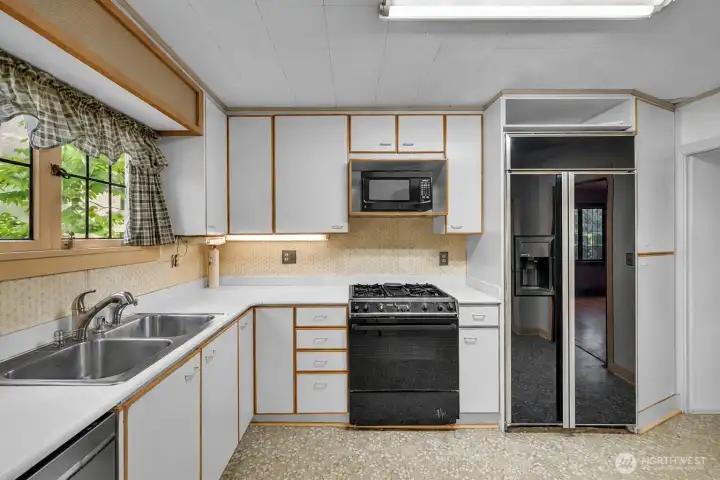 434 Borough Rd - Kitchen 434 Borough Rd - Kitchen