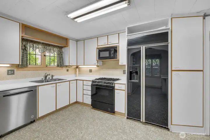434 Borough Rd - Kitchen 434 Borough Rd - Kitchen
