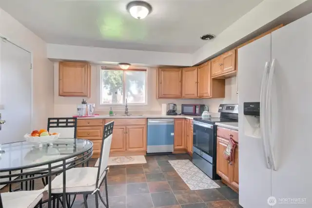 Spacious kitchen